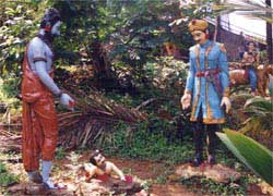 Lord Aiyyappa and Pandalam Maharaja.jpg