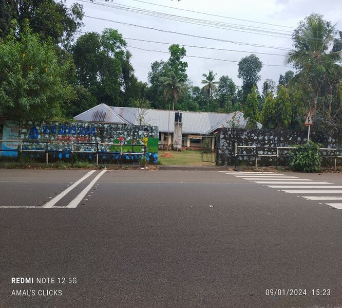 പ്രമാണം:31533-school.jpg