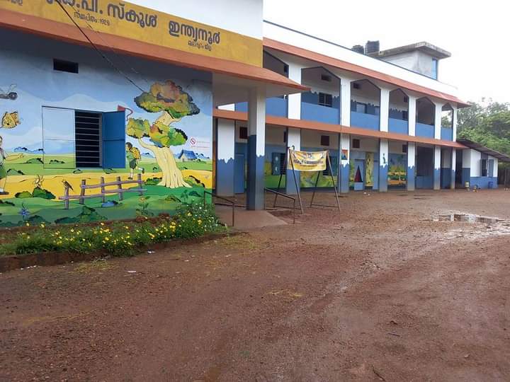 പ്രമാണം:AMLP SCHOOL INDIANUR NEW BULDING.jpg