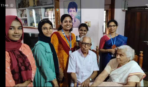 പ്രമാണം:47039-KERALEEYAM2021 2.jpeg