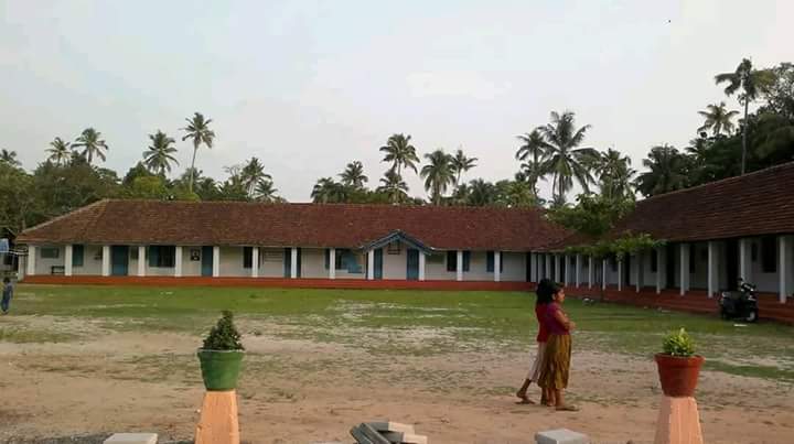 പ്രമാണം:34010-school1.jpg