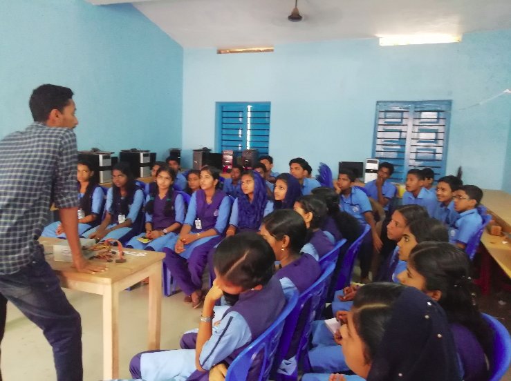 പ്രമാണം:42021 6005.jpg