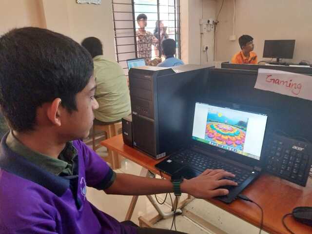 പ്രമാണം:42086 free8.jpg