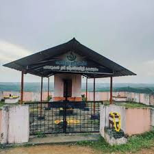 പ്രമാണം:43446-paramukal temple.jpeg
