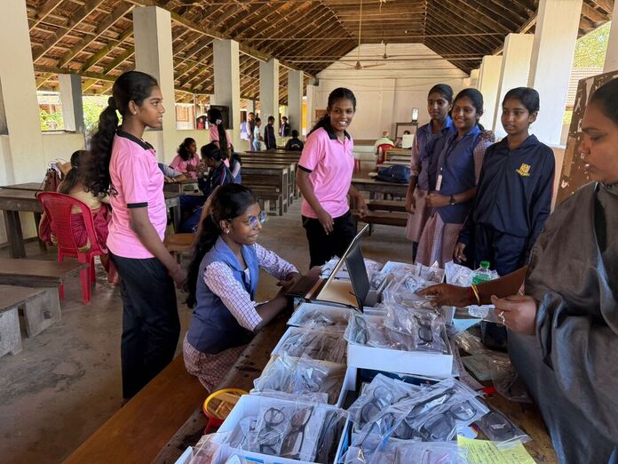 പ്രമാണം:36012 Specs.jpeg