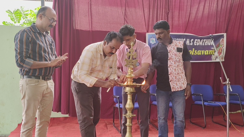 പ്രമാണം:46062 k4.jpg