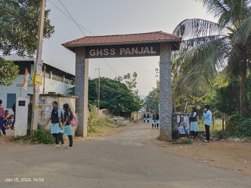 പ്രമാണം:24004-front gage.jpg