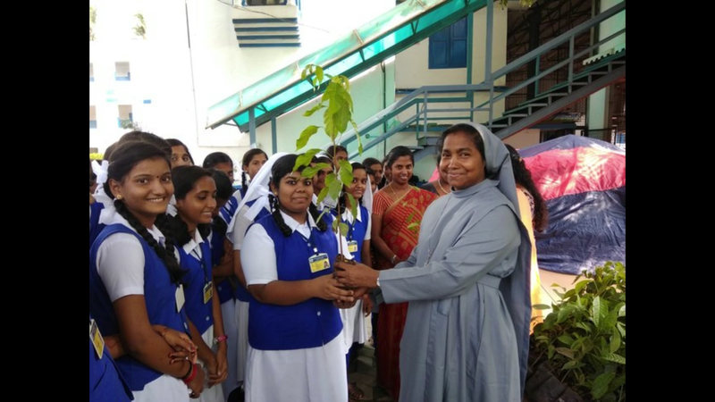 പ്രമാണം:21001 principal.resized.png