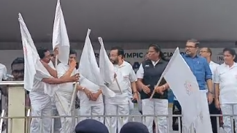 പ്രമാണം:42003 run2.png