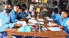 പ്രമാണം:20001 hi tech science lab.jpeg