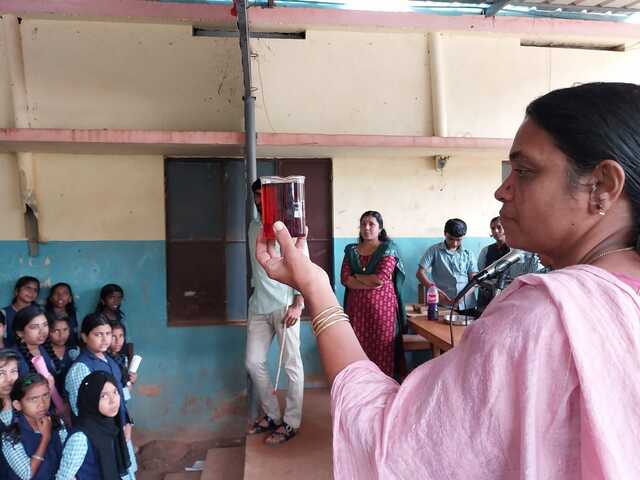 പ്രമാണം:42086 chan9 25.jpg