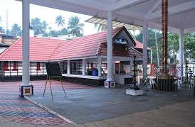 പ്രമാണം:47555 VETTAKORUMAKAN TEMPLE.png