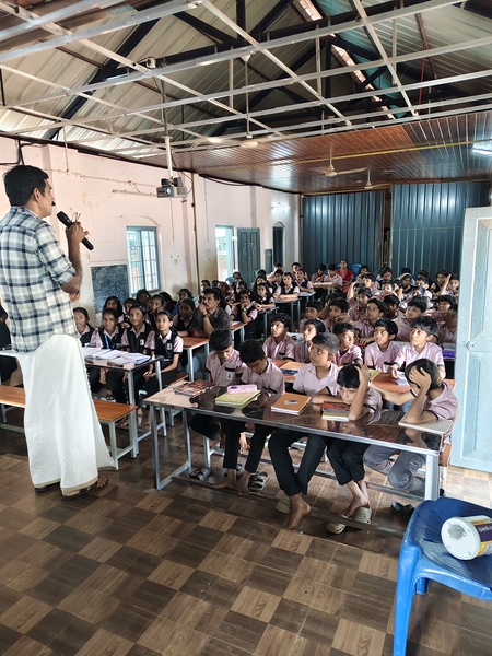 പ്രമാണം:12027 bodhavakarana class 1.jpg