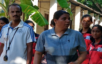 പ്രമാണം:34013sports coching.jpg