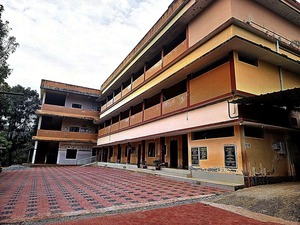 പ്രമാണം:15076GHSS VALERY.jpeg