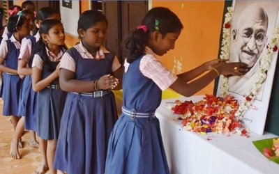 പ്രമാണം:34013 gandhi.jpg