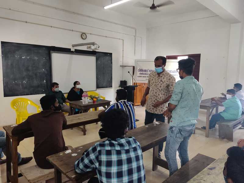 പ്രമാണം:ബോധവത്കരണ ക്ലാസ് .jpg