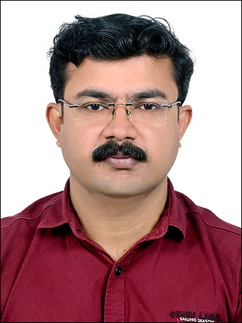 പ്രമാണം:Photo latheef passport .jpg