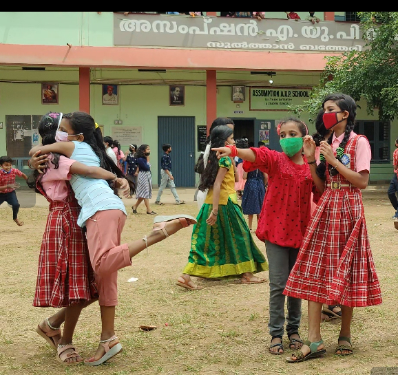 പ്രമാണം:15051 upscool88.png