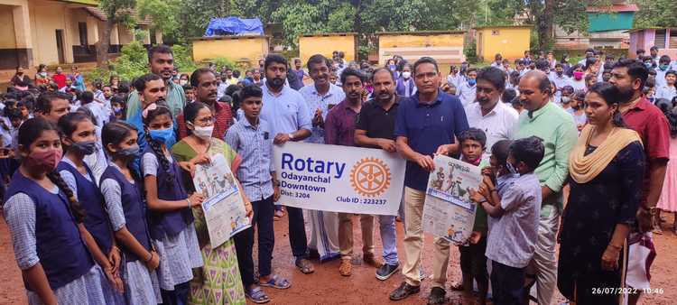 പ്രമാണം:മധുരം മലയാളം 2022 jpg.jpeg