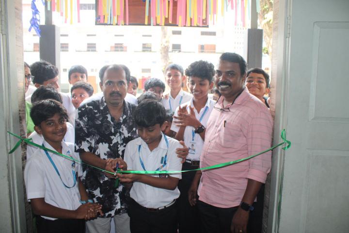 പ്രമാണം:17018 vidyarangam-4.jpeg