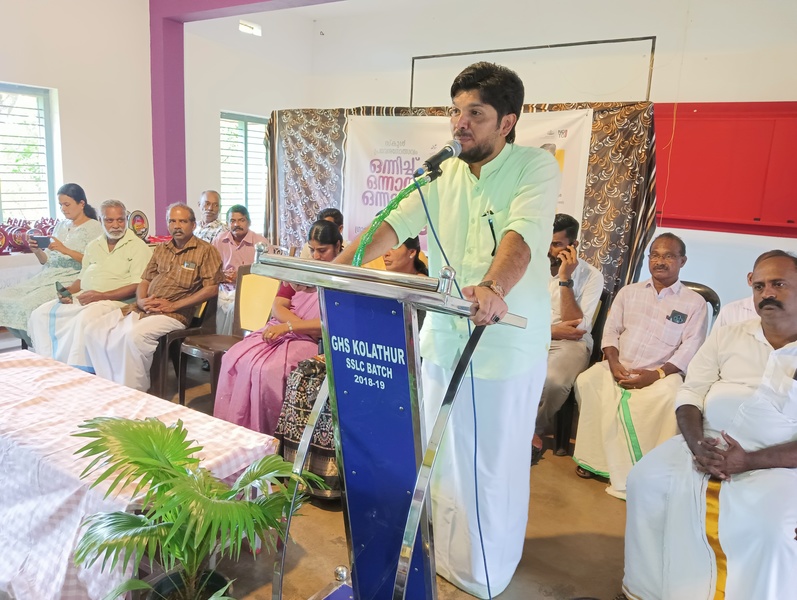 പ്രമാണം:11072 Pravesanolsavam25 26 2.jpg