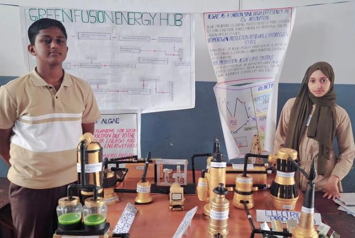 പ്രമാണം:14024 hitech-demonstration.jpeg