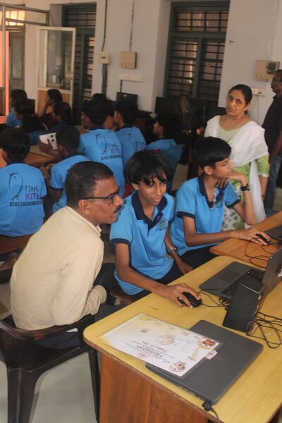 പ്രമാണം:12501 robotic fest2.JPG