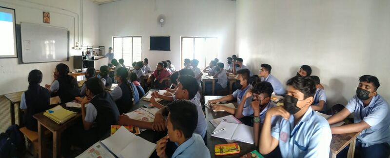 പ്രമാണം:33056 neviN art 2.jpeg