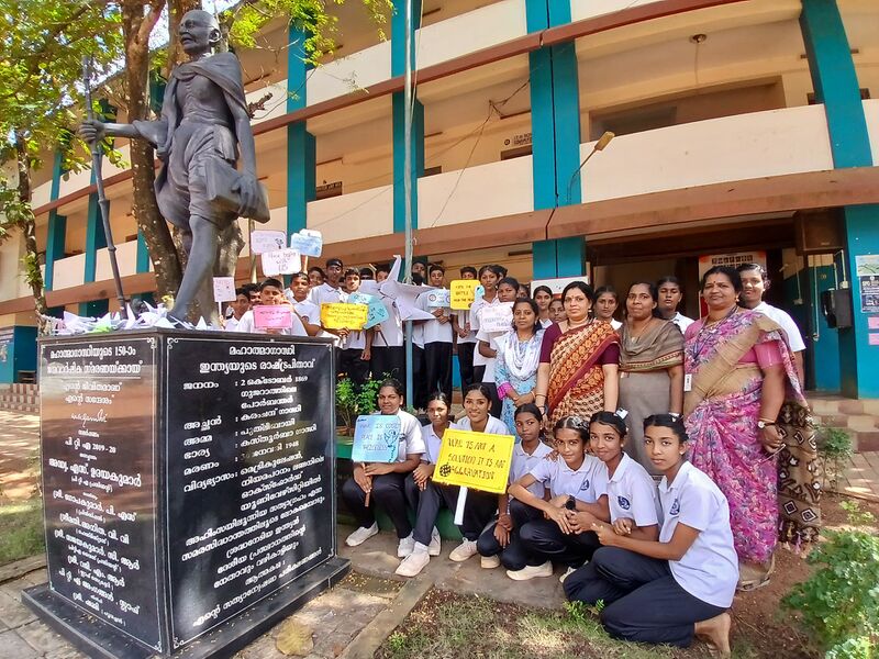 പ്രമാണം:43078-ss club 1.jpg