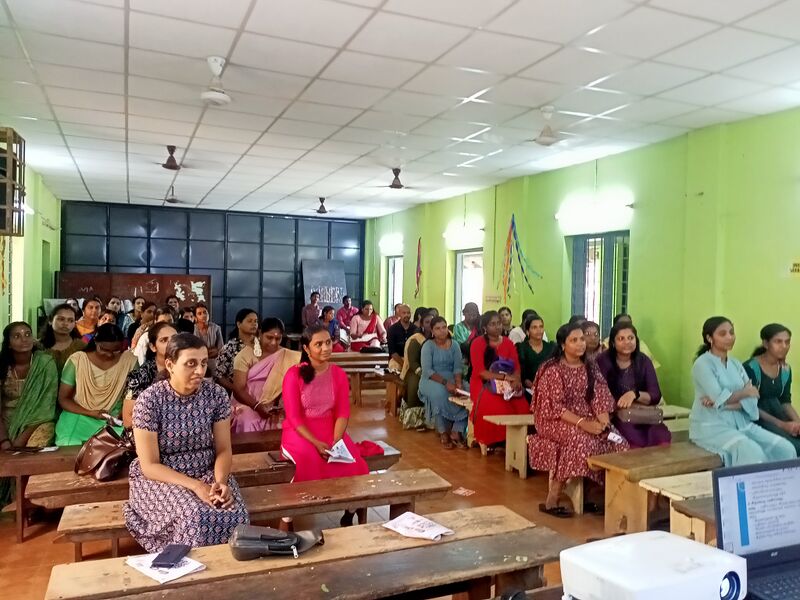 പ്രമാണം:44243 24Parentaleducation1.jpg