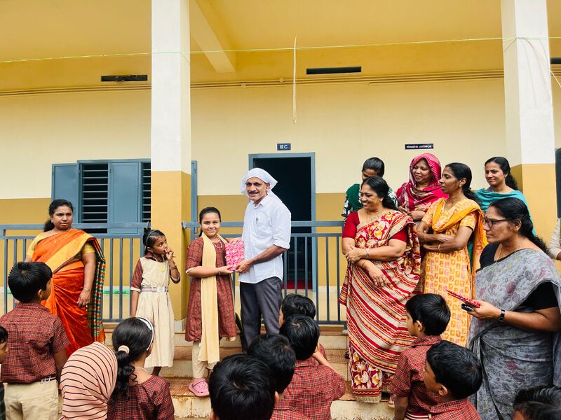 പ്രമാണം:48239 june 5 11.jpg