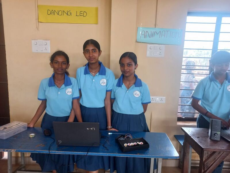 പ്രമാണം:17062 kkd robotic fest1.jpg