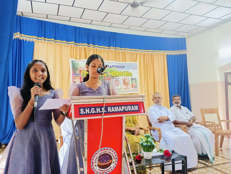 പ്രമാണം:31066 merit day 07.jpg