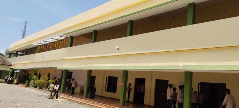 പ്രമാണം:34006 inaguratedbuilding 2025Sept.jpg