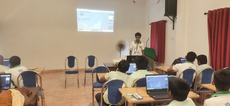 പ്രമാണം:34013lk ied class25e.jpg