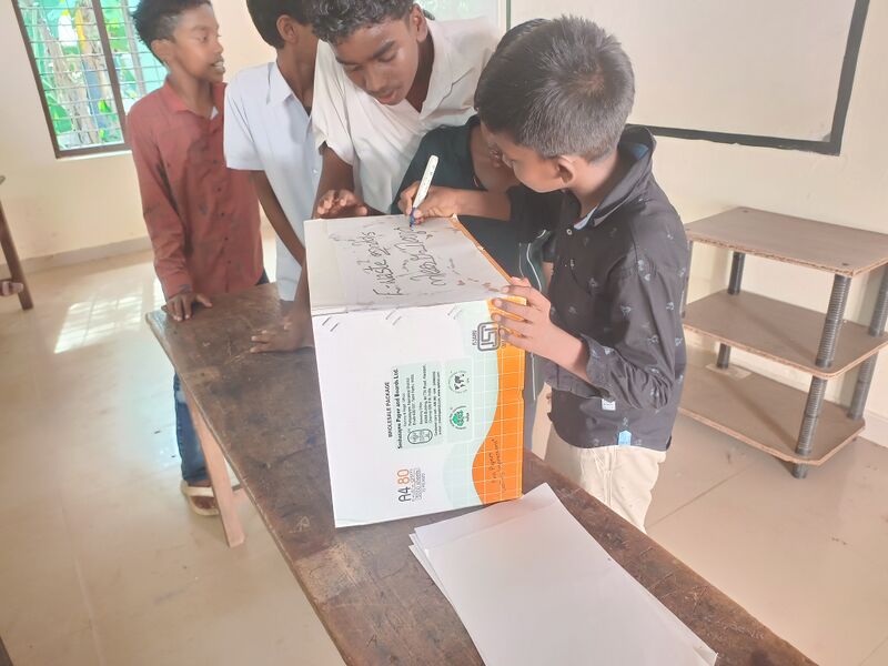 പ്രമാണം:35026 ec1.jpg