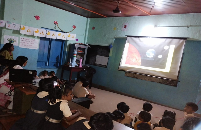 പ്രമാണം:39202 hitech.png