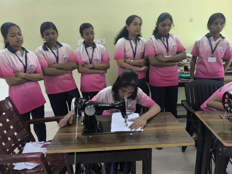 പ്രമാണം:44029 2437.jpg