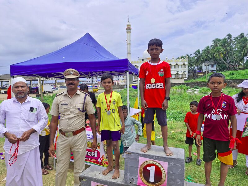 പ്രമാണം:44223 55th medal 3.jpg