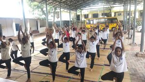 SPC yogaday.jpg