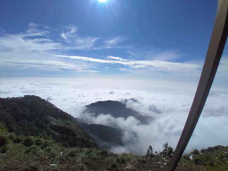 പ്രമാണം:Wow sky.jpg