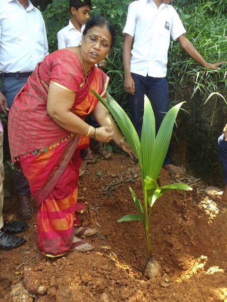 പ്രമാണം:12060 nalikeradinam 6.JPG