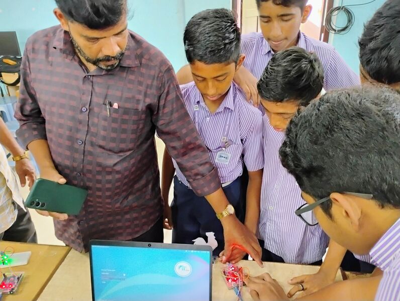 പ്രമാണം:17501 expo.jpg