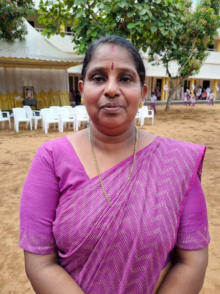 പ്രമാണം:23068 LIJI.jpg