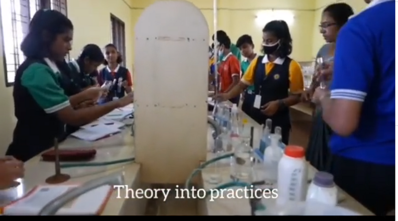 പ്രമാണം:26046 cheistry lab.png