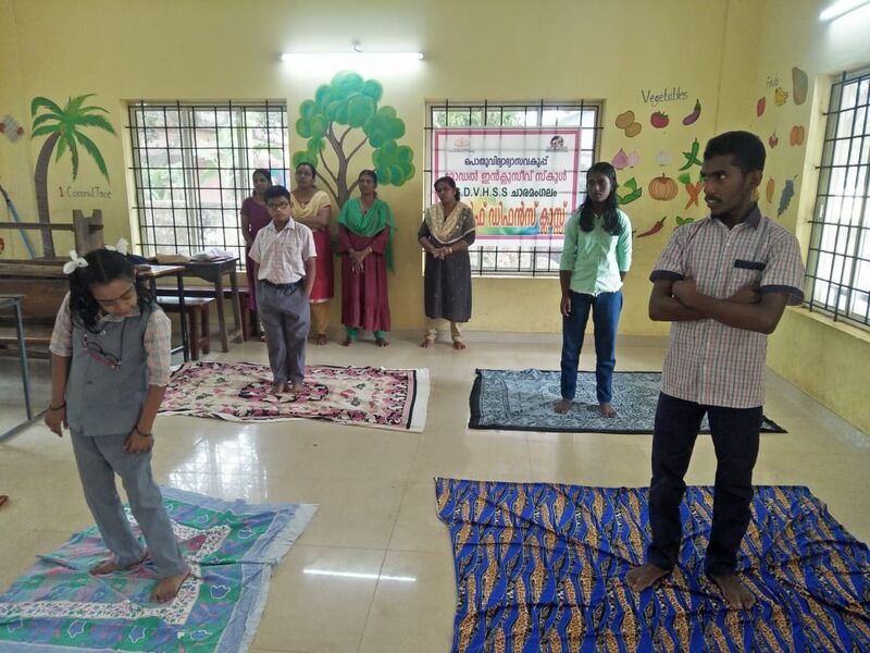 പ്രമാണം:34013sel diff1.jpg