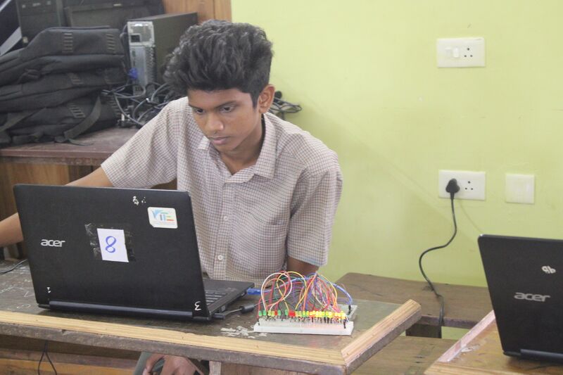 പ്രമാണം:36065 robofest4.JPG