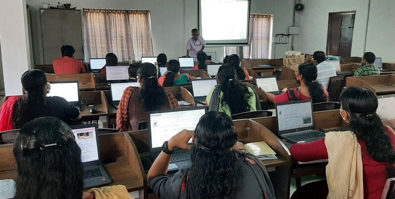 പ്രമാണം:38055 UP1.jpeg