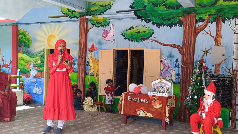 പ്രമാണം:43240 xmas8.jpg